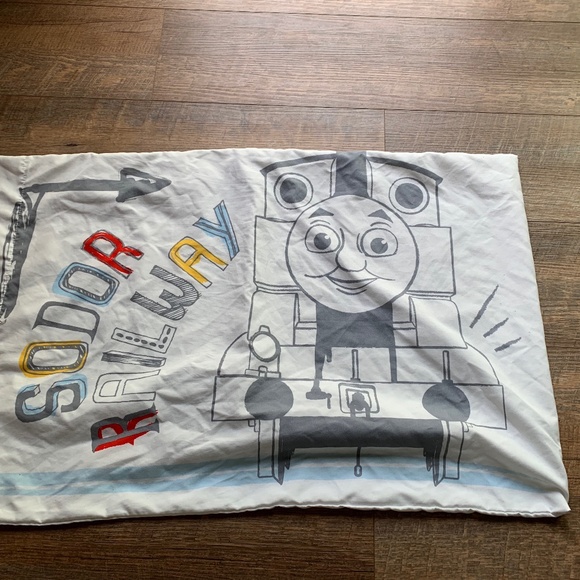 Thomas & Friends Blue and Gray Bedding Sheet - Picture 3 of 6